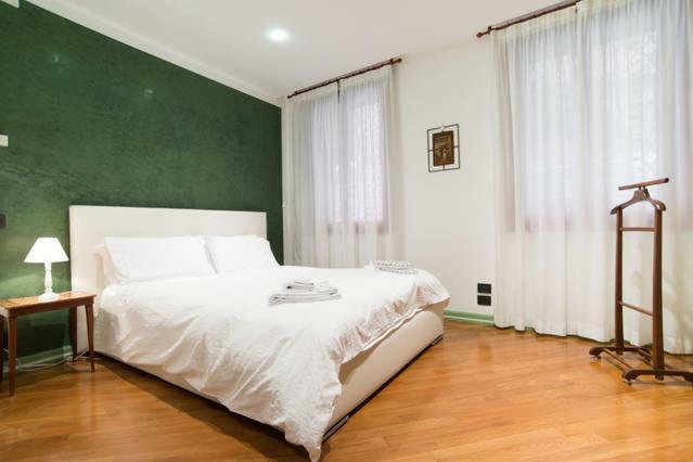 Casa Zucchi | Grand Canal Apartment Venesia Bagian luar foto